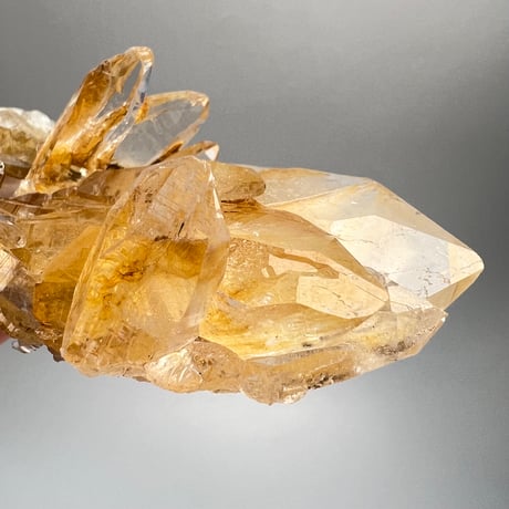 【ガネッシュヒマール産】リモナイトインヒマラヤ水晶クラスター/Ganesh Himal Limonite in Himalayan Quartz Cluster