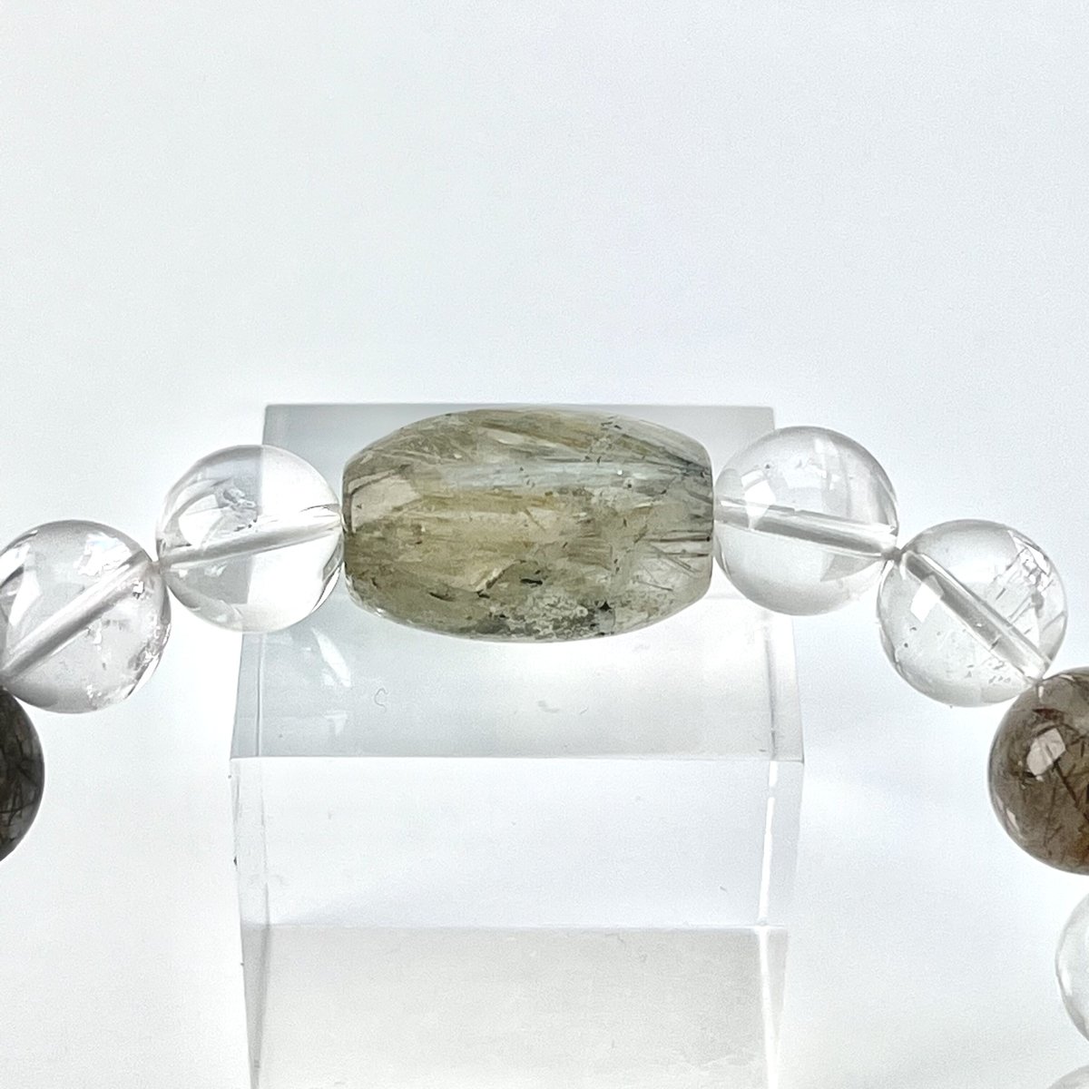 アクチノライトインクォーツ　ガネーシュヒマール産水晶　手磨き　ヒマラヤ　ネパール ガネッシュヒマール産】アクチノライト&クローライトイン天然