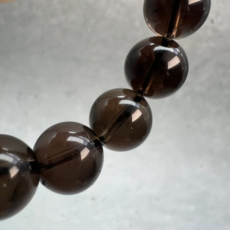 ハイクオリティ【ガウリシャンカール産】天然ヒマラヤスモーキークォーツブレスレット(10mm内径17cm)/Gaurishankar Himalayan Smoky Quartz Bracelet