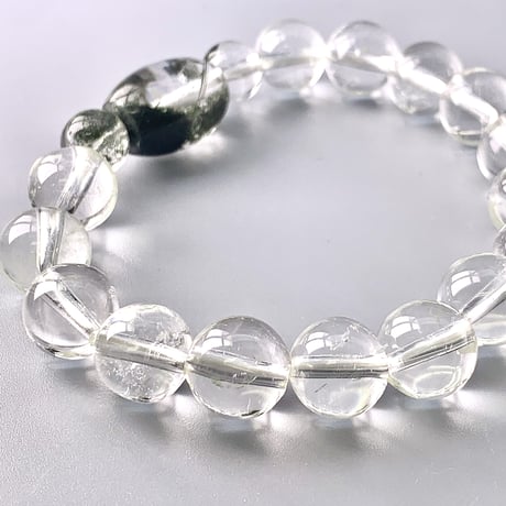 【ガネッシュヒマール産】"手磨き加工"クローライト&アクチノライトインヒマラヤ水晶ブレスレット/Ganesh Chlorite&Actinolite Himalayan Quartz