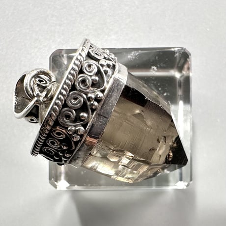 【ガウリシャンカール産】天然ヒマラヤスモーキークォーツ シルバー925ペンダントトップ/GauriShankar Himalayan Smoky Quartz S/V925Pendant Top