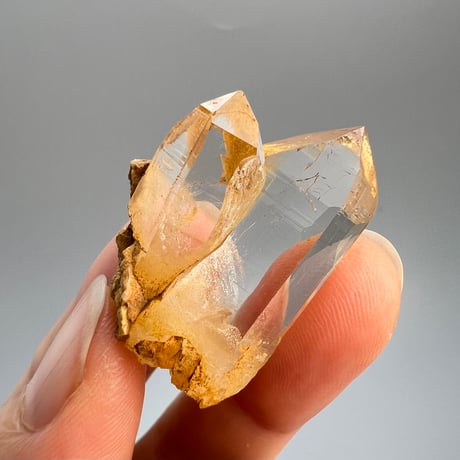 【ガネッシュヒマール産】天然ヒマラヤ水晶/Ganesh Himal Limonite in Himalayan Quartz
