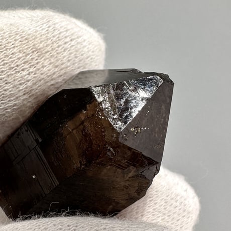 ガウリシャンカール産天然ヒマラヤスモーキークォーツポイント/GauriShankar Himalayan Smoky Quartz