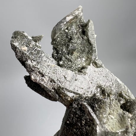 大特価【ガネッシュヒマール産】クローライトイン天然ヒマラヤ水晶/Ganesh Himal Chlorite in Himalayan Quartz