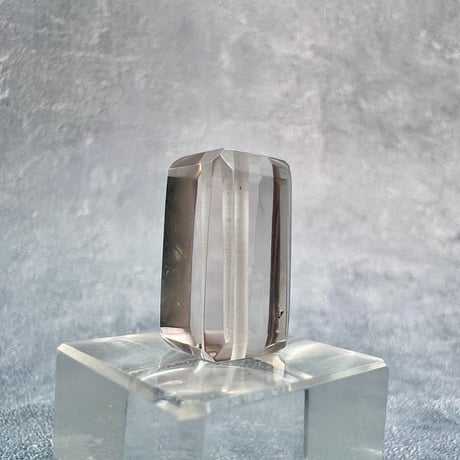 【ガウリシャンカール産】天然ヒマラヤスモーキークォーツ"手磨き加工"スクエアビーズ①/Gaurishankar Himalayan Smoky Quartz Square Beads