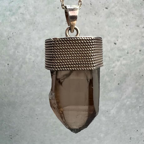 【ガウリシャンカール産】天然ヒマラヤスモーキークォーツ シルバー925ペンダントトップ/GauriShankar Himalayan Smoky Quartz S/V925Pendant Top