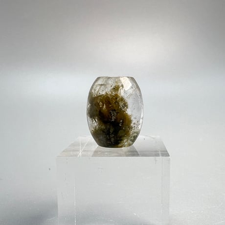 【ガネッシュヒマール産】アクチノライトイン天然ヒマラヤ水晶 樽型ビーズ/Ganesh Himal Actinolite & Chlorite in Himalayan Quartz