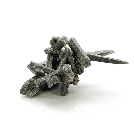 【ガネッシュヒマール産】クローライトイン天然ヒマラヤ水晶"ベイビー"クラスター/Ganesh Himal Chlorite in Himalayan Quartz "Baby"Cluster