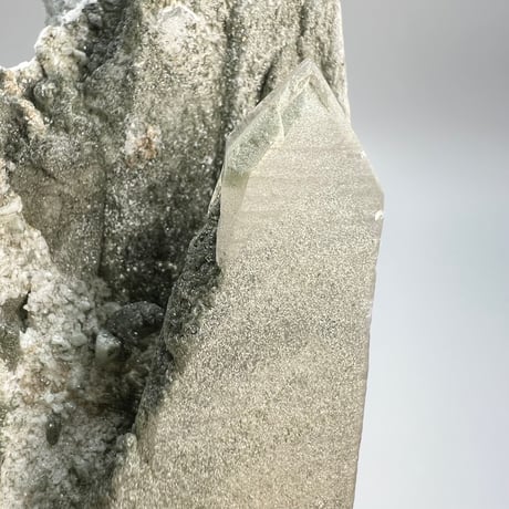 大特価【ガネッシュヒマール産】クローライトイン天然ヒマラヤ水晶❾/Ganesh Himal Chlorite in Himalayan Quartz