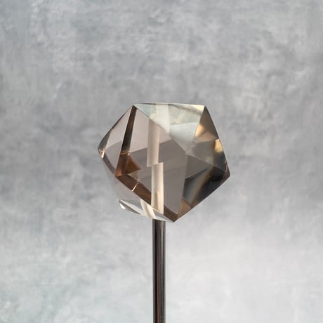 【ガウリシャンカール産】天然ヒマラヤスモーキークォーツ"手磨き加工"イコサヘドロン"ビーズ/GauriShankar Smoky Quartz "Icosahedron"Beads