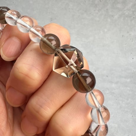 【デザインブレスレット】ガネッシュヒマール×ガウリシャンカール天然ヒマラヤ水晶/Ganesh Himal×GauriShankar Himalayan Quartz Design Bracelet
