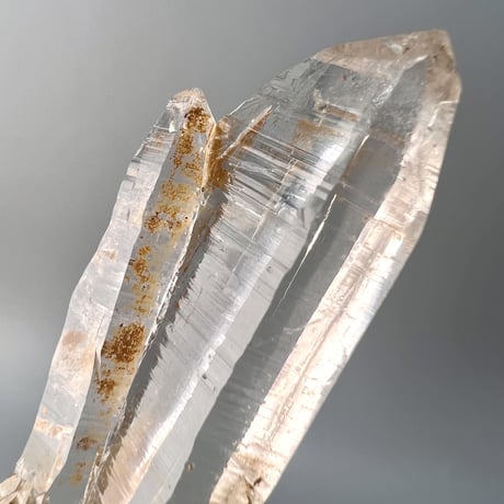 ガネーシュヒマール産リモナイトインヒマラヤ水晶/Ganesh Himal Limonite in Himalayan Quartz