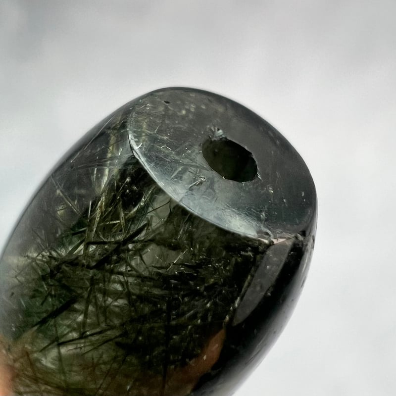 ガネッシュヒマール産】アクチノライトイン天然ヒマラヤ水晶 樽型