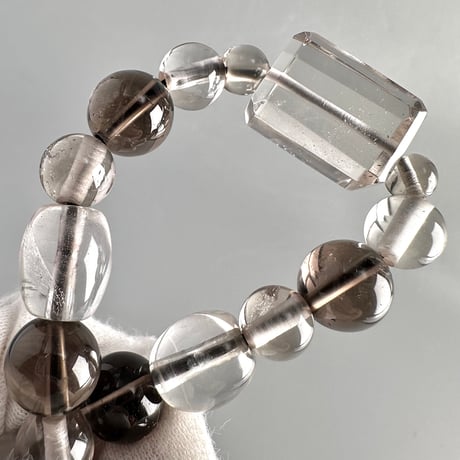 ガウリシャンカール産"手磨き加工"天然ヒマラヤスモーキークォーツ デザインブレスレット Gaurishankar SmokyQuartz Design Bracelet