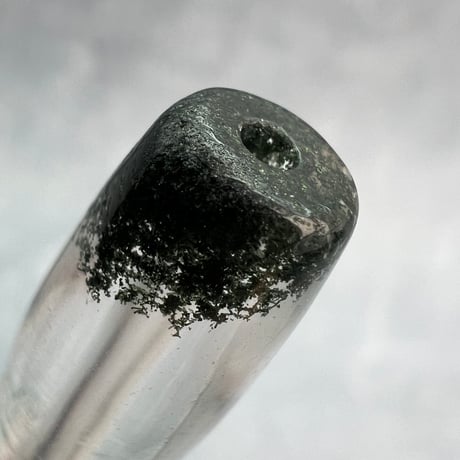 【ガネッシュヒマール産】アクチノライト&クローライトイン天然ヒマラヤ水晶 樽型ビーズ⑫/Ganesh Himal Actinolite&Chlorite in barrel beads