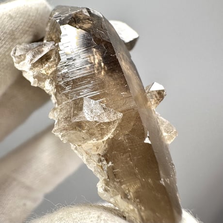ガウリシャンカール産天然ヒマラヤスモーキークォーツ/GauriShankar Himalayan Smoky Quartz