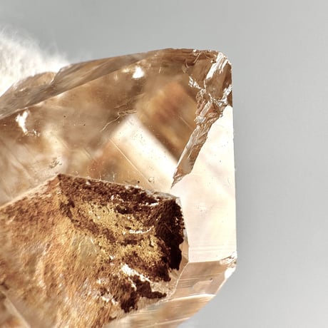 【ガネッシュヒマール産】リモナイトイン天然ヒマラヤ水晶ミニポイント⑥/Ganesh Himal Limonite in Himalayan Quartz Mini Point