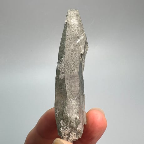 大特価【ガネッシュヒマール産】クローライトイン天然ヒマラヤ水晶⑪/Ganesh Himal Chlorite in Himalayan Quartz