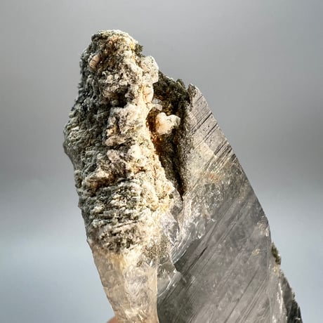 大特価【ガネッシュヒマール産】クローライトイン天然ヒマラヤ水晶❽/Ganesh Himal Chlorite in Himalayan Quartz