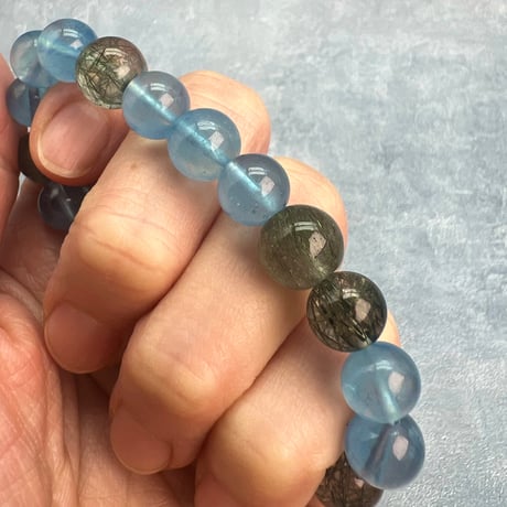 【デザインブレスレット】天然アクアマリン×ガネッシュヒマール産天然ヒマラヤ水晶/Aquamarine×Ganeshhimal Actinorite in Himalayan Quartz