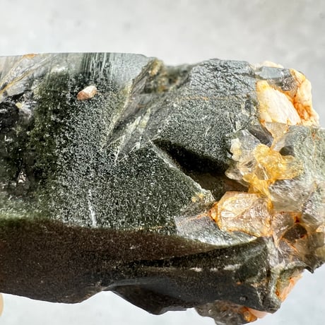 【ガネッシュヒマール産】クローライトイン天然ヒマラヤ水晶/Ganesh Himal Chlorite in Himalayan Quartz Point