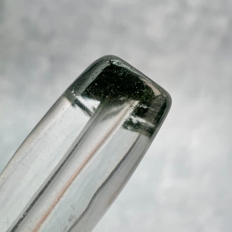【ガネッシュヒマール産】アクチノライト&クローライトイン天然ヒマラヤ水晶 樽型ビーズ⑫/Ganesh Himal Actinolite&Chlorite in barrel beads