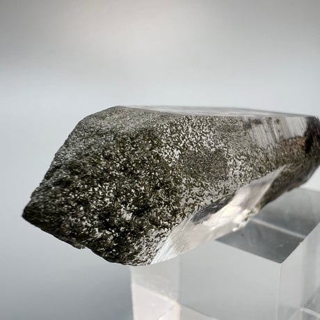 【ガネッシュヒマール産】クローライトイン天然ヒマラヤ水晶/GaneshHimal Chlorite in Himalayan Quartz