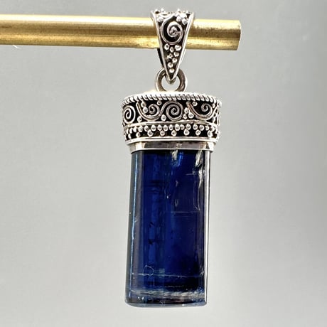 ネパール産ヒマラヤカイヤナイトS/V925ペンダントトップ ⑥ NEPAL Himalayan Kyanite Pendant Top