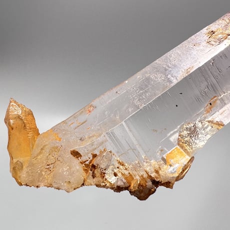 【ガネッシュヒマール産】リモナイトイン天然ヒマラヤ水晶ポイント/Ganesh Himal Limonite in Himalayan Quartz Point Hindung