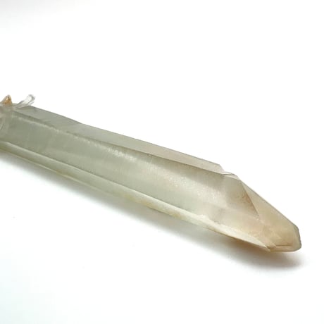 マダガスカル産クローライトインクォーツ/Madagascar Chlorite in Quartz