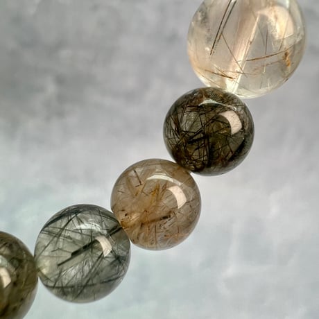 【ガネッシュヒマール産】アクチノライトイン天然ヒマラヤ水晶デザインブレスレット/Ganesh Himal Actinolite in Himalayan Quartz Design Bracelet