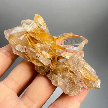 【ガネッシュヒマール産】リモナイトインヒマラヤ水晶クラスター/Ganesh Himal Limonite in Himalayan Quartz Cluster