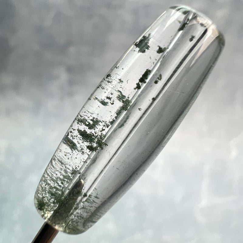 ガネッシュヒマール産】クローライトイン天然ヒマラヤ水晶 樽型ビーズ