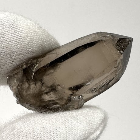ガウリシャンカール産天然ヒマラヤスモーキークォーツポイント/GauriShankar Himalayan Smoky Quartz