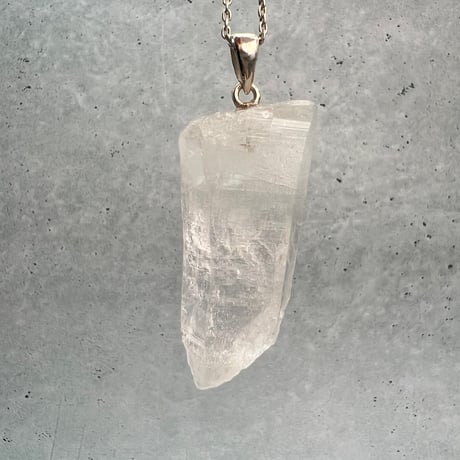 【カイラス産】天然ヒマラヤ水晶バチカン付きペンダントトップ①/Kailash Himalayan Quartz Pendant Top