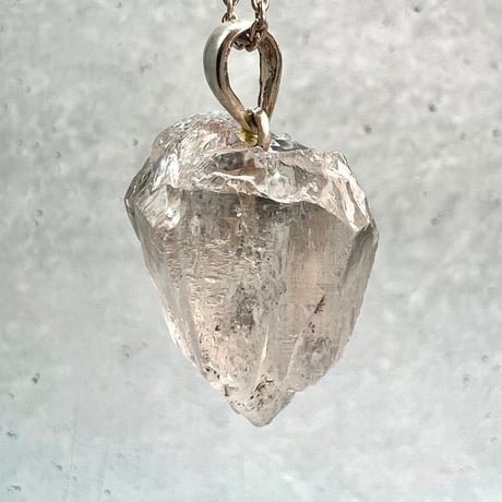 【カイラス産】天然ヒマラヤ水晶バチカン付きペンダントトップ④/Kailash Himalayan Quartz Pendant Top
