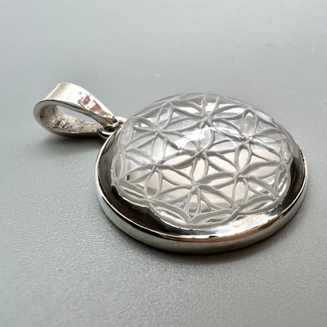 【ガネッシュヒマール産】天然ヒマラヤ水晶 "フラワーオブライフ"ペンダントトップ④/Ganesh Himal "Flower of Life"S/V Pendant Top