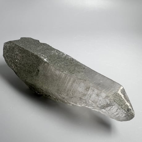 大特価【ガネッシュヒマール産】クローライトイン天然ヒマラヤ水晶/Ganesh Himal Chlorite in Himalayan Quartz