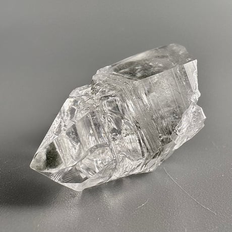 【ガネッシュヒマール産】クローライトイン天然ヒマラヤ水晶ミニポイント"RR" Ganesh Himal Chlorite in Himalayan Quartz Mini Point