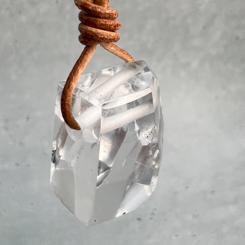 ガネッシュヒマール産水晶ネックレス 浄化アイテム付き ガネッシュヒマール産水晶ネックレス 浄化アイテム付き