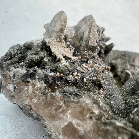 【ガネッシュヒマール産】クローライトイン天然ヒマラヤ水晶クラスター/Ganesh Himal Chlorite in Himalayan Quartz Cluster
