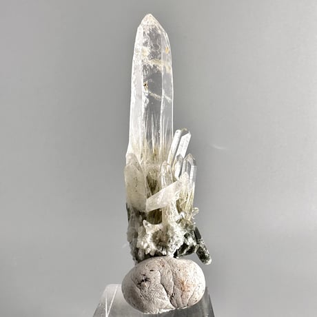 【ガネッシュヒマール産】アクチノライト&クローライトイン天然ヒマラヤ水晶ミニポイント"UU"/Ganesh Himal Actinolite&Chlorite in Himalayan Quartz