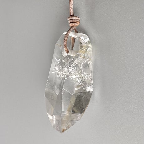 【ガネッシュヒマール産】リモナイトイン天然ヒマラヤ水晶ペンダント/GaneshHimal Limonite in Natural Pendant