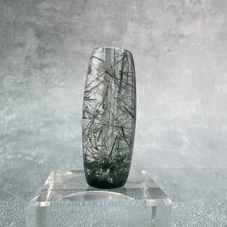 【ガネッシュヒマール産】アクチノライト&クローライトイン天然ヒマラヤ水晶 樽型ビーズ⑱/Ganesh Himal Actinolite&Chlorite in barrel beads