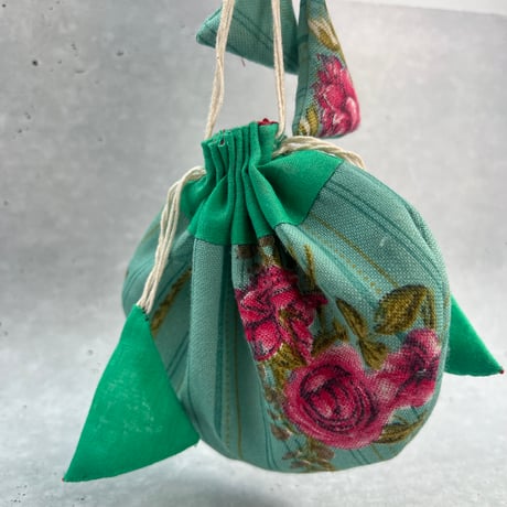 "Thaili" handmade in Nepal🇳🇵C-①〜⑧ "タイリ(巾着袋)"ネパール産ハンドメイド