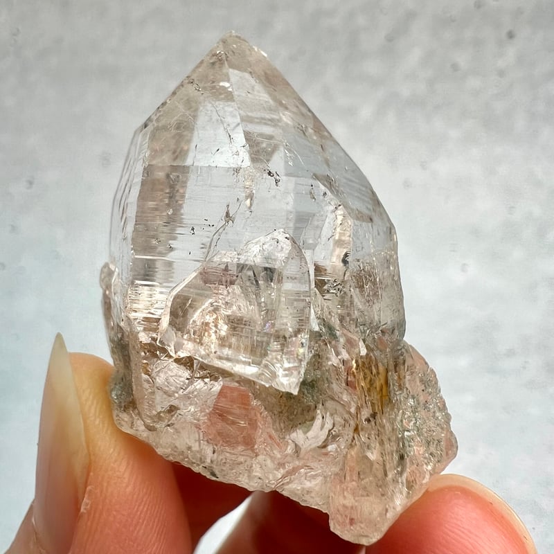 ガネッシュヒマール（タンタプレ）産水晶 ガネッシュヒマール水晶を選ぶ - FieldStones