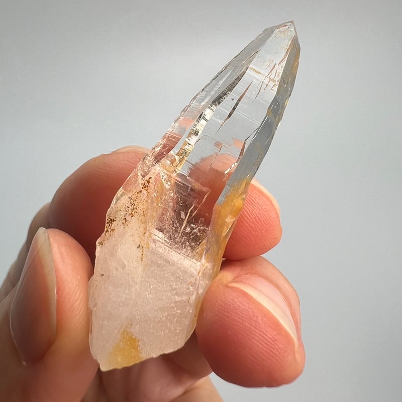 ガネッシュヒマール産　ヒマラヤンクォーツ　天然石　置物　インテリア ガネッシュヒマール/ヒンドゥン産]ヒマラヤ水晶オイルイン