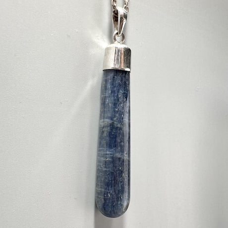 ネパール産ヒマラヤカイヤナイト "手磨き加工"ペンダントトップ 3️⃣ NEPAL Himalayan Kyanite Pendant Top
