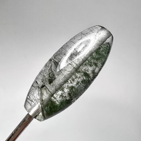 【ガネッシュヒマール産】アクチノライト&クローライトイン天然ヒマラヤ水晶 樽型ビーズ/Ganesh Himal Actinolite&Chlorite in Himalayan Quartz
