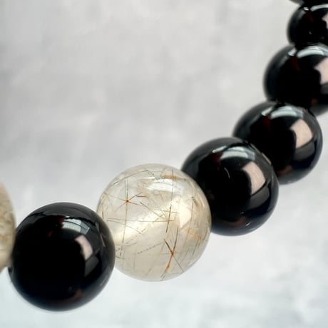 【デザインブレスレット】ガネッシュヒマール産天然ヒマラヤ水晶×チベット産モリオン/Ganesh Himal×Tibetan Morion Design Bracelet